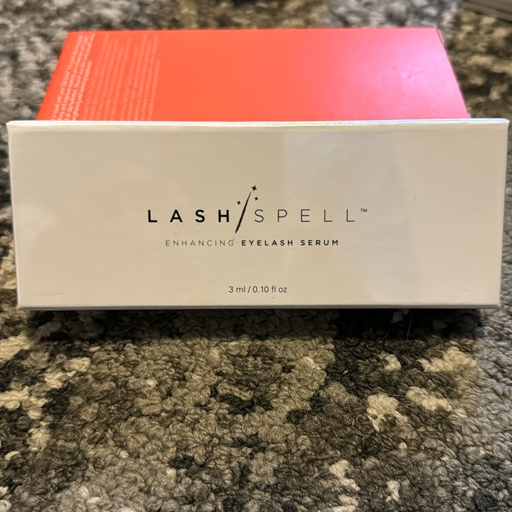 Lash Spell Enhancing Lash Serum New in sealed box 3 ml